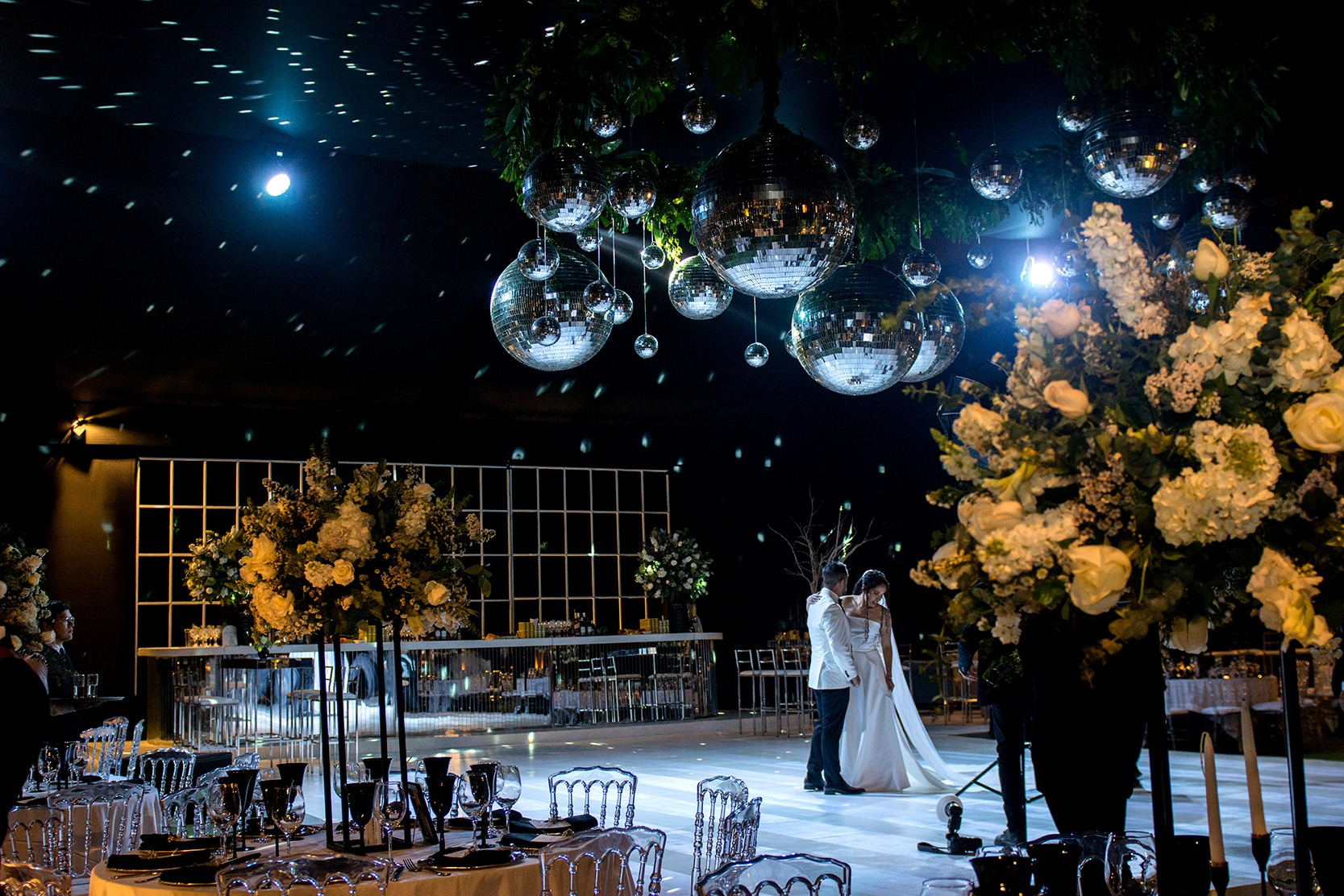 wedding ceremony aisle elegant